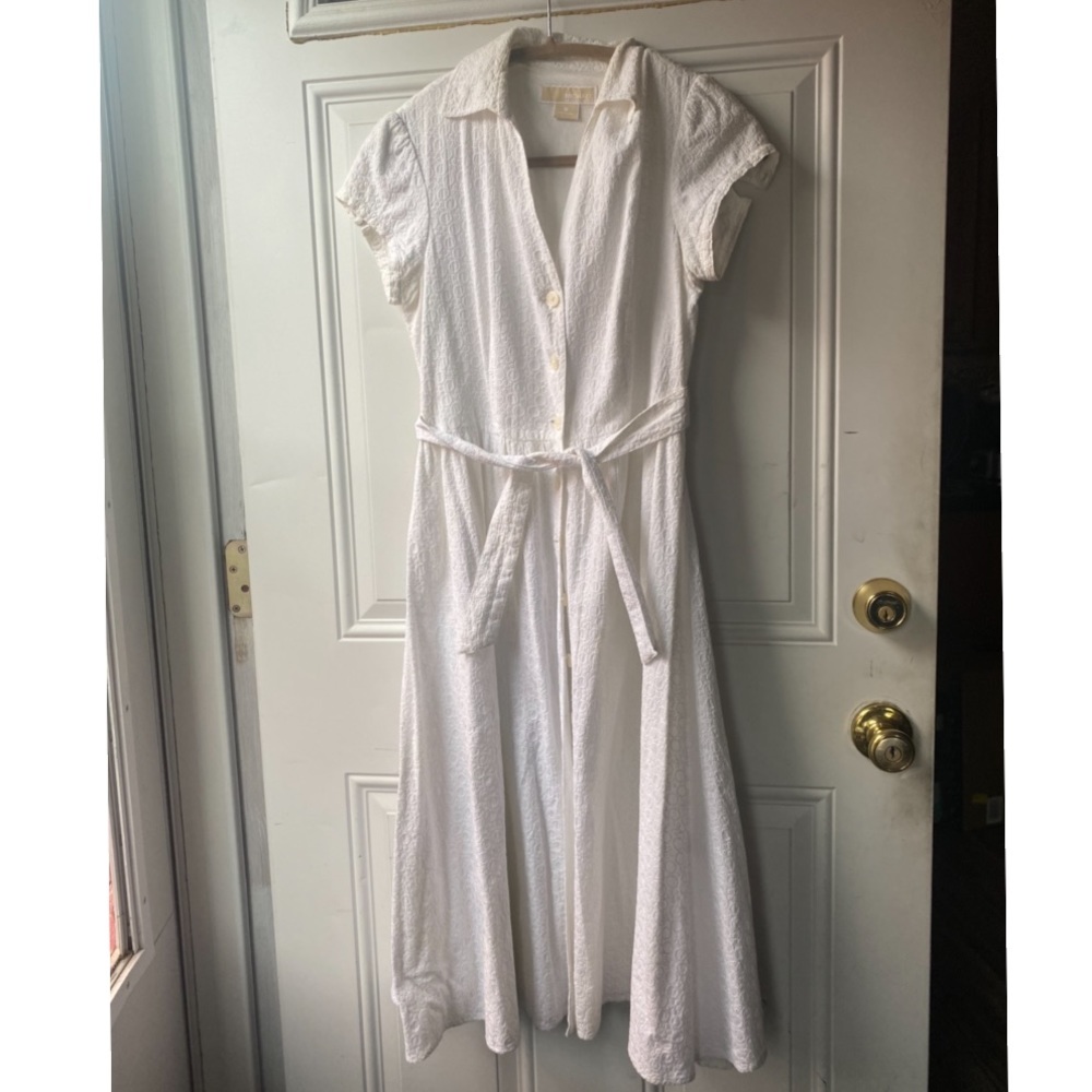 white dress